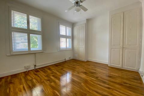 64 Tharp Road, Wallington, SM6 8LE