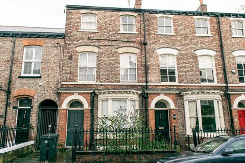 1 bedroom in a house share to rent, Portland Street, York YO31