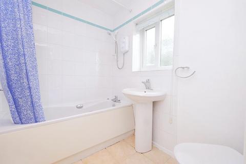 2 Carr Lane, Escrick, York, YO19 6JQ