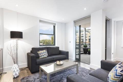 1 bedroom apartment for sale, Albany Court, Chiswick W4