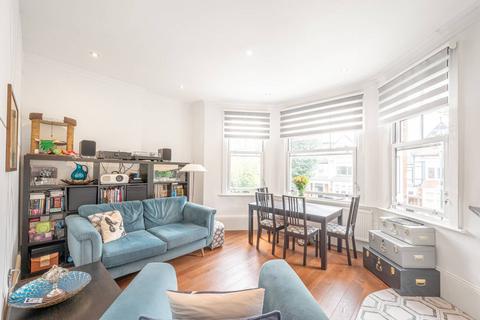 2 bedroom flat for sale, Park Avenue, Willesden Green, London, NW2