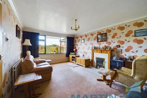 2 bedroom semi-detached bungalow for sale, Pasture Close, Maske-by-the-sea