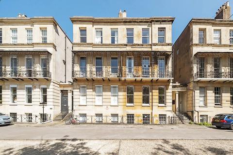 1 bedroom apartment for sale, Lansdown Place, Gloucestershire GL50