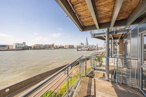 2 bedroom flat for sale, Capital Wharf, 50 Wapping High Street, London