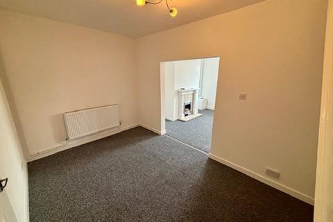 2 bedroom end of terrace house to rent, Reginald Road, St. Helens