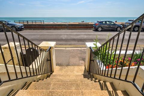 4 bedroom terraced house for sale, Hythe