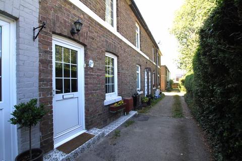 2 bedroom terraced house for sale, Walmer