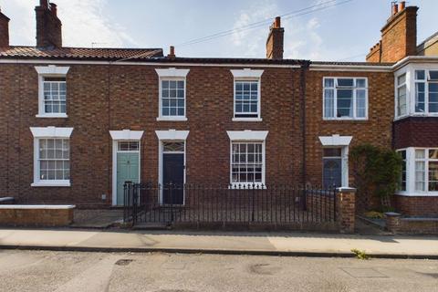 4 bedroom terraced house for sale, Queen Street, Horncastle