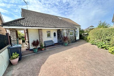 3 bedroom detached bungalow for sale, Redlands Close, Penrhyn Bay