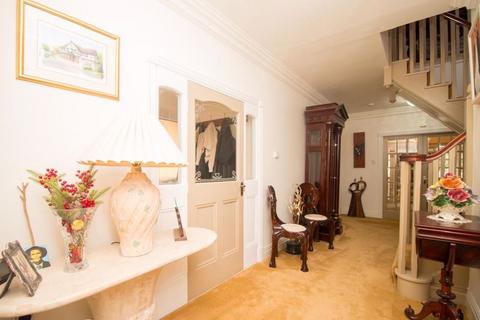 undefined, 15 Queens Valley, Ramsey