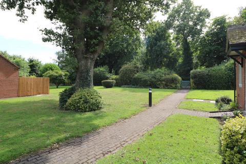 2 bedroom semi-detached bungalow for sale, Michael Blanning Gardens, Solihull B93