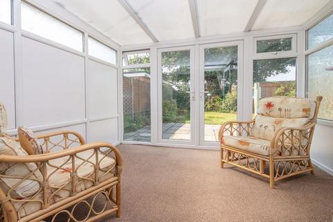 2 bedroom detached bungalow for sale, Totton