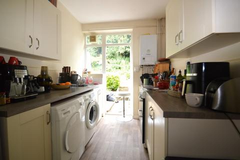 3 bedroom terraced house for sale, Alliance Road, London