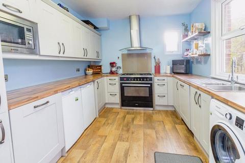 3 bedroom semi-detached house for sale, Kirby Road, Dunstable