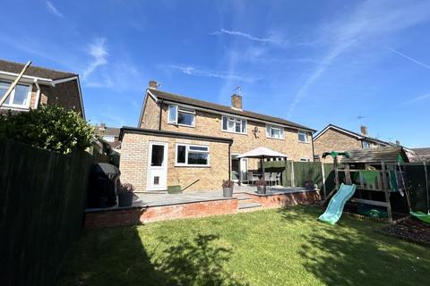 72 Bibshall Crescent, Dunstable, LU6 3NE