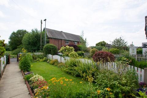 2 bedroom terraced house for sale, Ellesmere Street, Astley M29 7QP