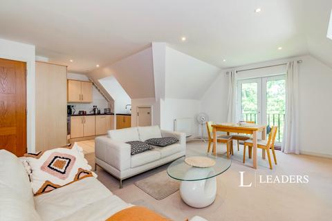 2 bedroom apartment to rent, Stretton Court, Wey Road