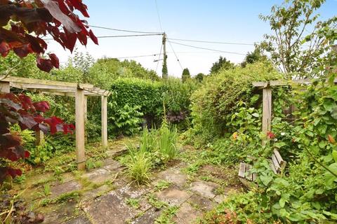 Wombourne Allington Track, Allington, Salisbury, SP4 0DD