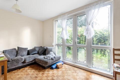 3 bedroom flat to rent, Camden Street