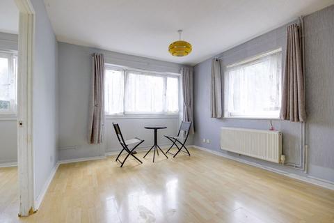 3 bedroom maisonette for sale, Ermine Side, Enfield