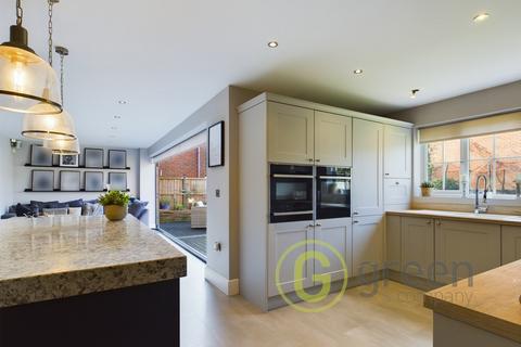 174 Harvest Fields Way, Sutton Coldfield, B75 5TJ