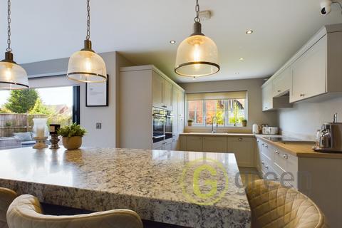 174 Harvest Fields Way, Sutton Coldfield, B75 5TJ