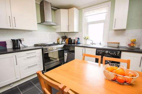 2 bedroom house to rent, Denmark Road, Bournemouth BH9