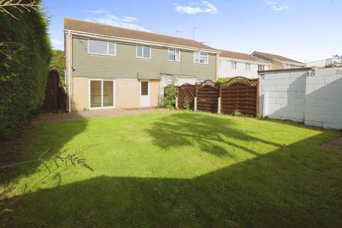 3 bedroom terraced house to rent, Jewell Road, Bournemouth BH8