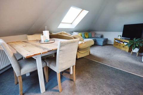 2 bedroom apartment to rent, Leamington Road, Bournemouth BH9