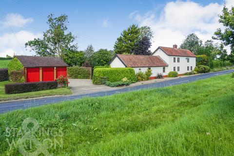 5 bedroom detached house for sale, Norwich Road, Bunwell, Norwich