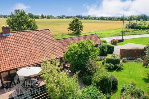 5 bedroom detached house for sale, Norwich Road, Bunwell, Norwich