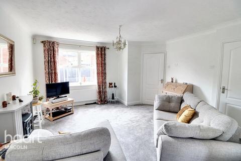 17 Durham Close, Bracebridge Heath, Lincoln, LN4 2TN