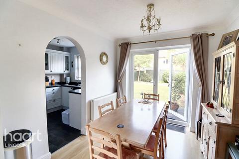 17 Durham Close, Bracebridge Heath, Lincoln, LN4 2TN