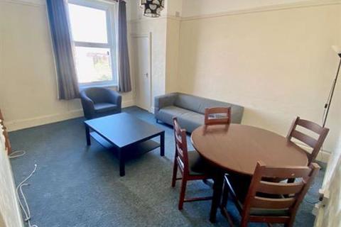 1 bedroom flat to rent, The Crescent, Bournemouth BH1