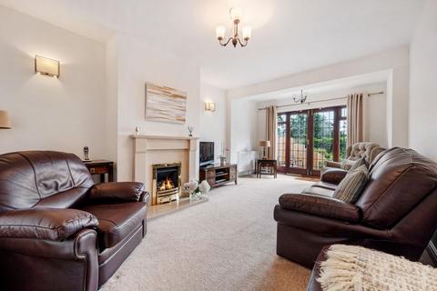 23 Ash Grove, Standish, Wigan, WN6 0DZ