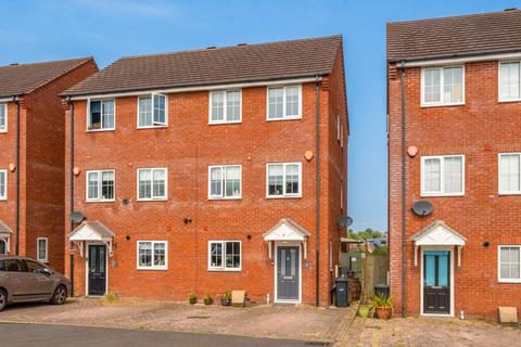 3 bedroom semi-detached house for sale, Weir Court, Stourbridge DY8