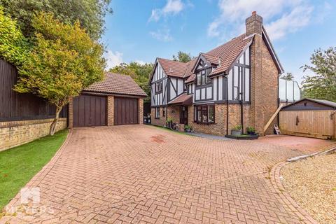 4 bedroom detached house for sale, Henley Gardens, Littledown, Bournemouth, BH7