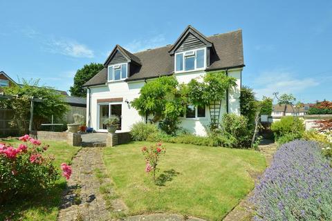 3 bedroom detached house for sale, Brookside Close, Tiddington