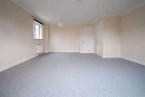 3 bedroom terraced house to rent, Coombe Avenue, Bournemouth BH10