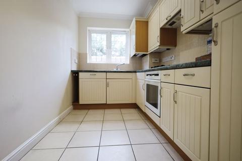 2 bedroom apartment to rent, 39 Talbot Avenue, Bournemouth BH3