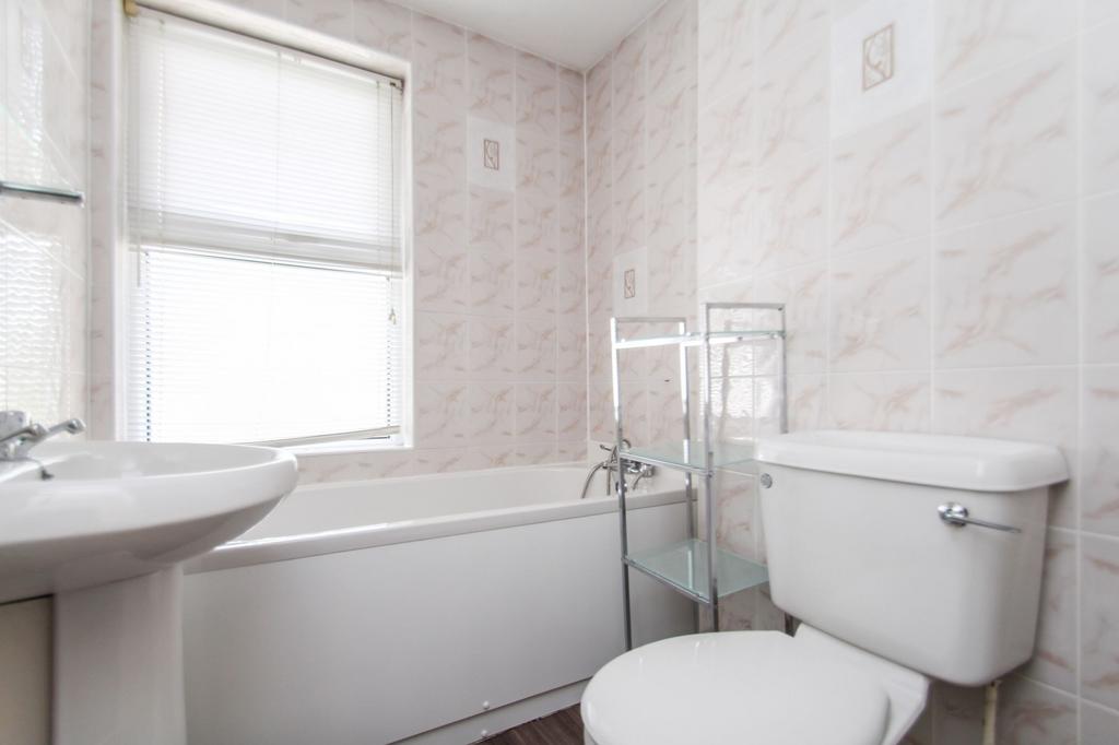 House in Bournemouth, Springbourne - View 3