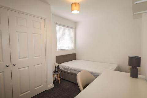 undefined, Holdenhurst Road, Bournemouth BH8