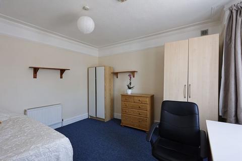 18 Bingham Road, Bournemouth, BH9 1BS