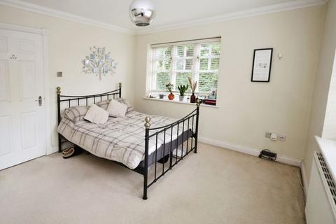 2 bedroom apartment for sale, Milton Road, Bournemouth BH8