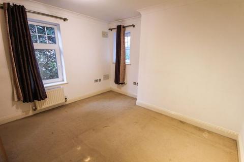 Flat 5, Dean Park Gate, 5 Wimborne Road, Bournemouth, BH2 6LX