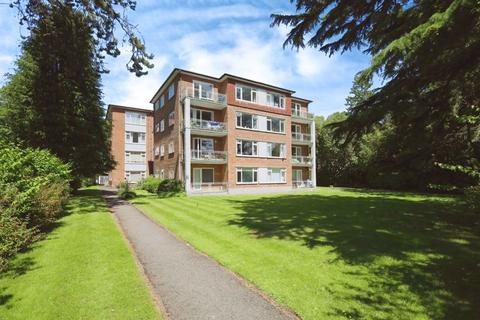 3 bedroom apartment for sale, West Cliff Road, Bournemouth BH4