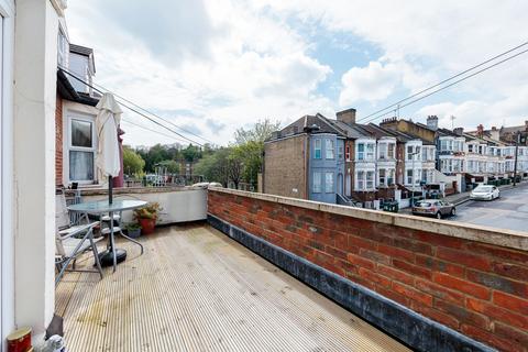 2 bedroom maisonette for sale, Floyd Road, London SE7