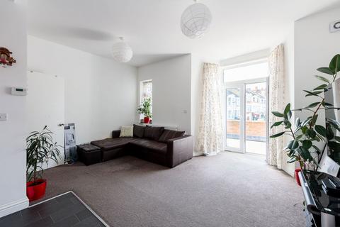 2 bedroom maisonette for sale, Floyd Road, London SE7