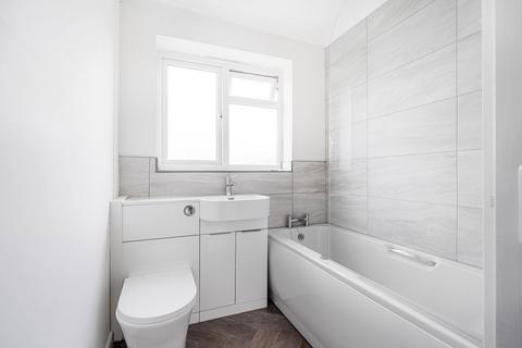 52 Dalberg Way, London, SE2 9SL