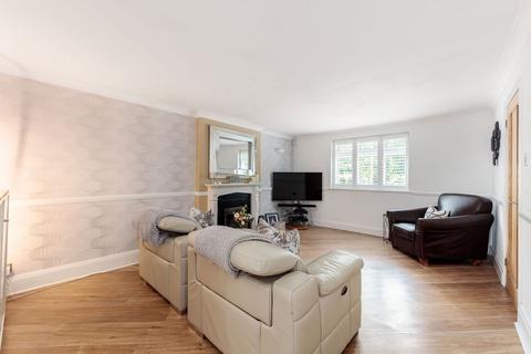 4 bedroom end of terrace house for sale, Shooters Hill, London SE18